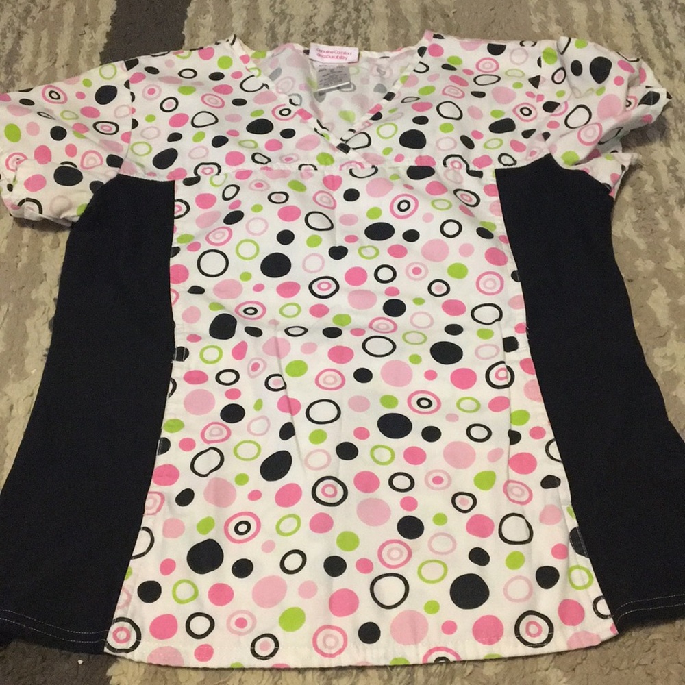 Cherokee Scrub Top Size medium